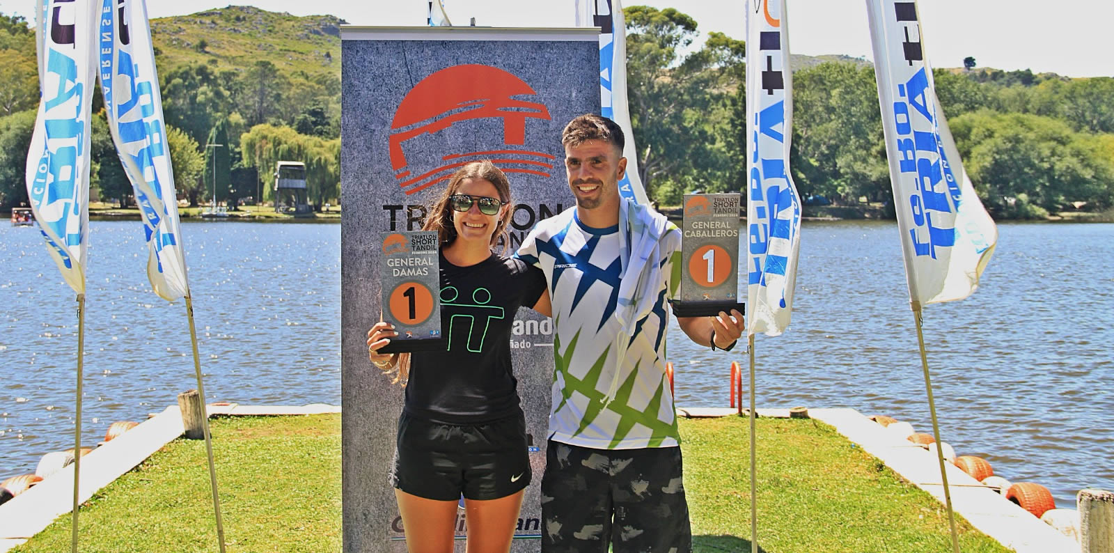 Tria Tandil
